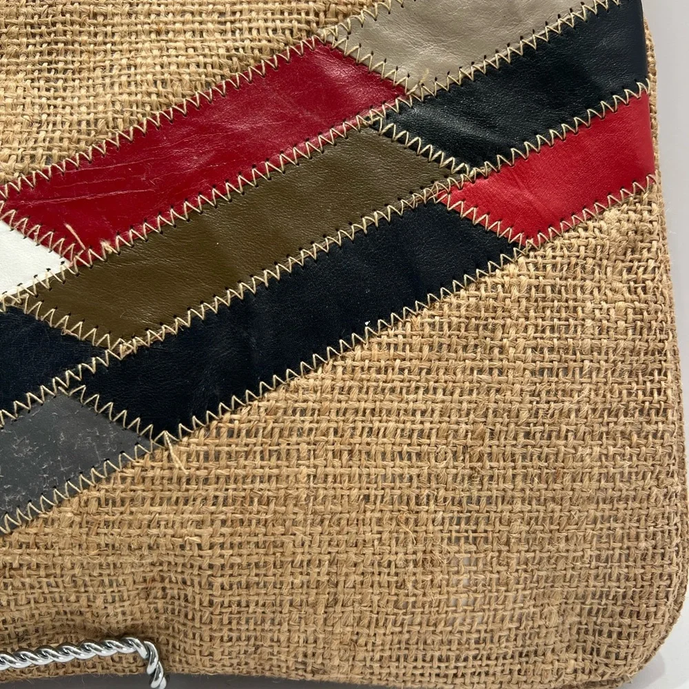 Vintage burlap / Jute zippered clutch with genuine leather trim & original tag.